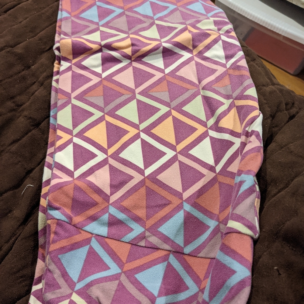 TC LuLaRoe leggings 2/$17 3/$23 4/$27